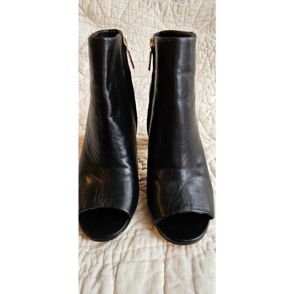 Karl Lagerfeld Paris Black Leather Metallic GOLD heel & Logo Boots Booties 6.5M - Picture 2 of 8